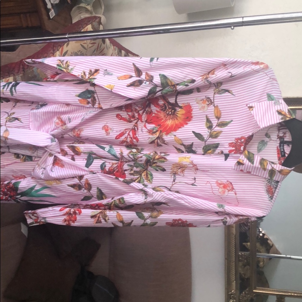 Shirt dress with tie in front. Floral and stripes